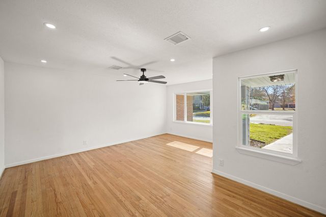 5022 Hazelton Street, Houston, TX 77035