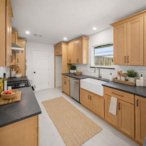 5022 Hazelton Street, Houston, TX 77035