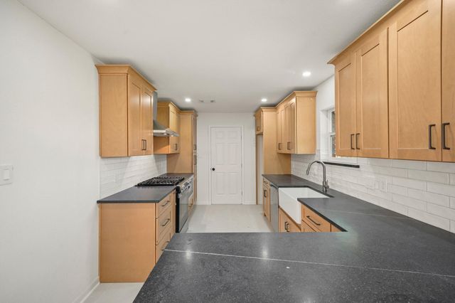 5022 Hazelton Street, Houston, TX 77035