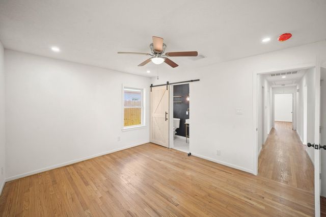 5022 Hazelton Street, Houston, TX 77035