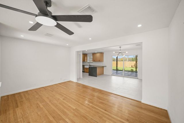 5022 Hazelton Street, Houston, TX 77035