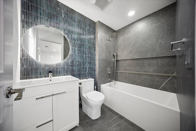 1244 Evergreen Avenue, Des Plaines, IL 60016