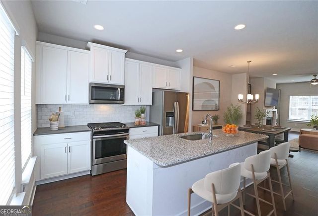 2163 Wiggins Walk, Atlanta, GA 30316