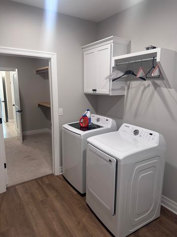 620 E Park Place, Andover, KS 67002