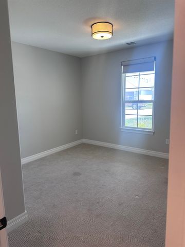 620 E Park Place, Andover, KS 67002