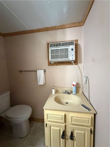 1112 Moorehaven Circle NE, Townsend, GA 31331