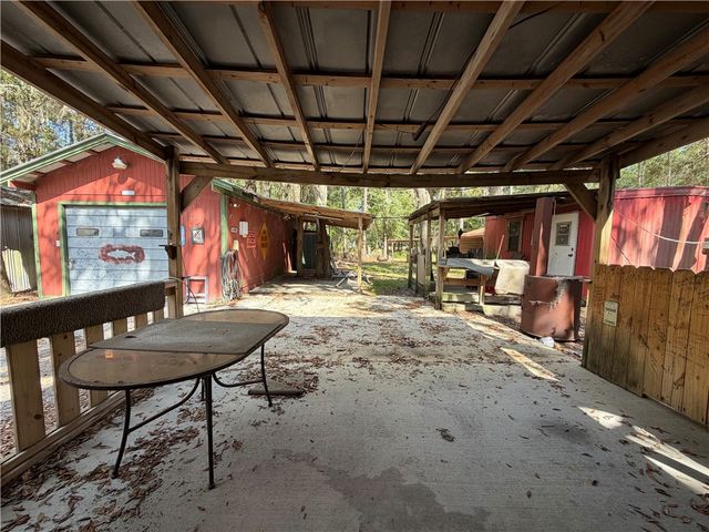 1112 Moorehaven Circle NE, Townsend, GA 31331