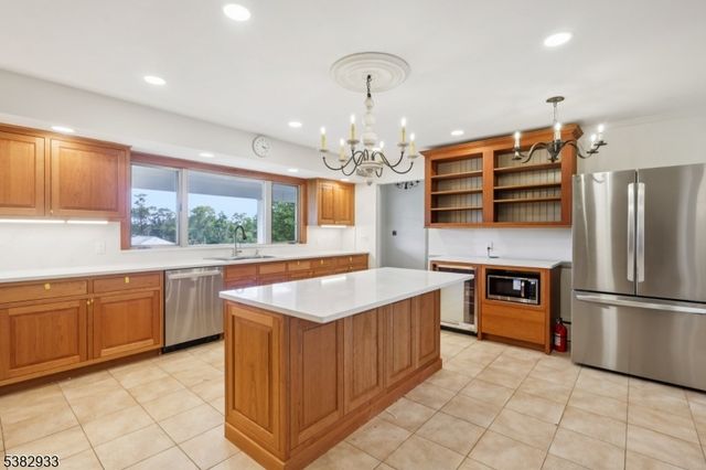 60 Perryville Rd, Union Twp., NJ 08867