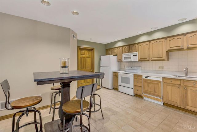 2417 Quail Run Farm Lane, Green Twp, OH 45233