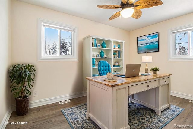 4018 Quillen Avenue, Waterford, MI 48329