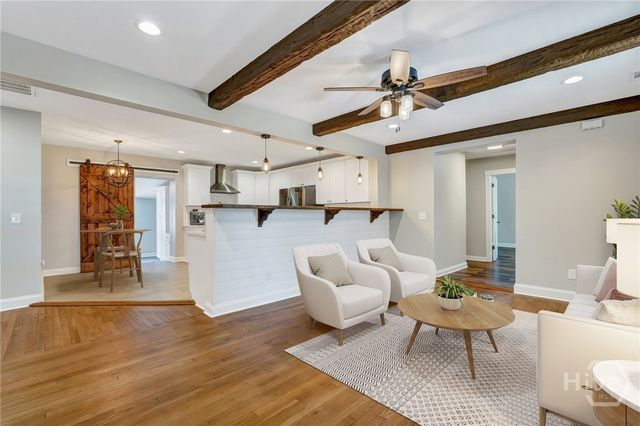 401 E 64th Street, Savannah, GA 31405