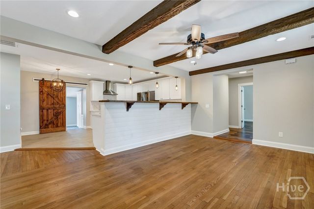 401 E 64th Street, Savannah, GA 31405