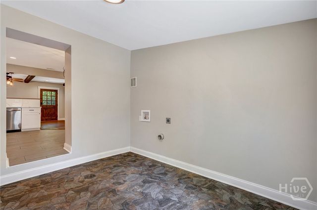 401 E 64th Street, Savannah, GA 31405