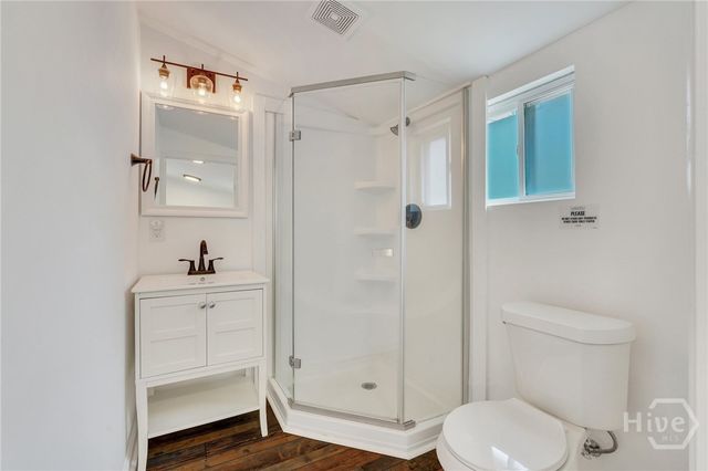 401 E 64th Street, Savannah, GA 31405