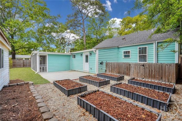 401 E 64th Street, Savannah, GA 31405