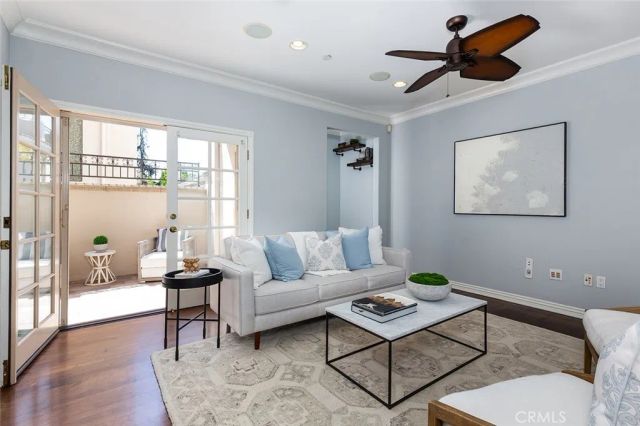 242 E Glenarm Street 5, Pasadena, CA 91106