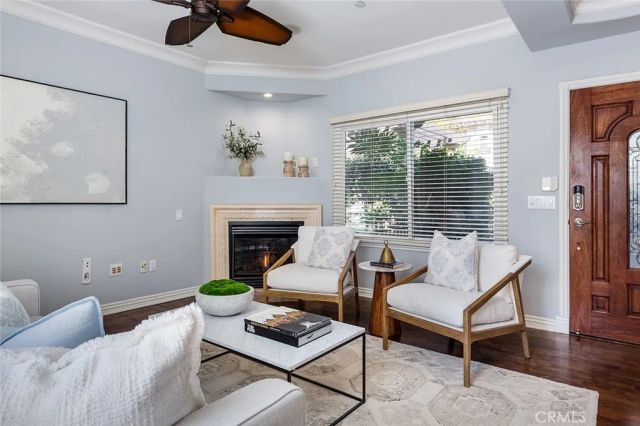 242 E Glenarm Street 5, Pasadena, CA 91106