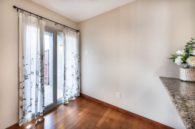 4242 N Capistrano Drive 106, Dallas, TX 75287