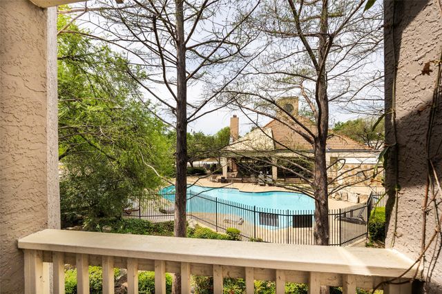 4242 N Capistrano Drive 106, Dallas, TX 75287