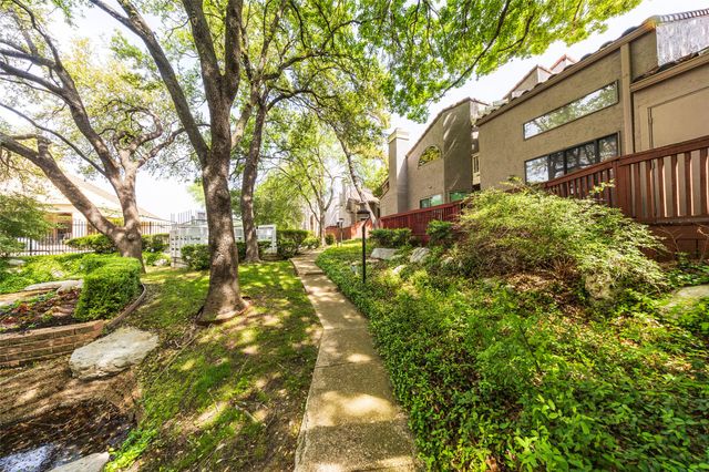 4242 N Capistrano Drive 106, Dallas, TX 75287