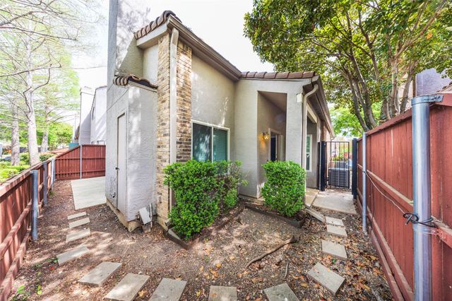 4242 N Capistrano Drive 106, Dallas, TX 75287