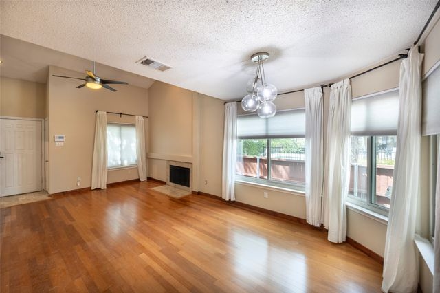 4242 N Capistrano Drive 106, Dallas, TX 75287