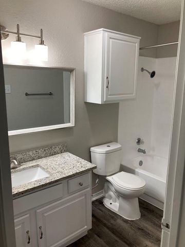 141 Valley View Drive 2BED2BATH, Lewisville, TX 75067
