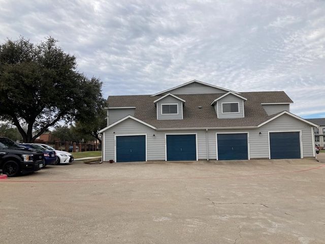 141 Valley View Drive 2BED2BATH, Lewisville, TX 75067