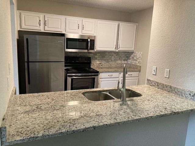 141 Valley View Drive 2BED2BATH, Lewisville, TX 75067
