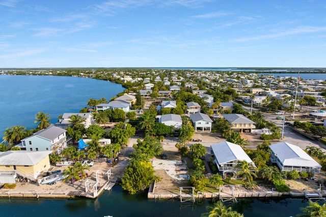 22948 Drake Lane, Cudjoe Key, FL 33042