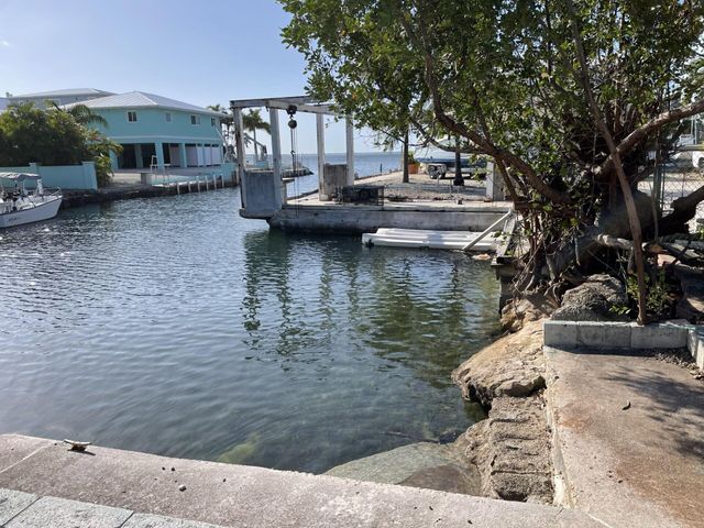 22948 Drake Lane, Cudjoe Key, FL 33042