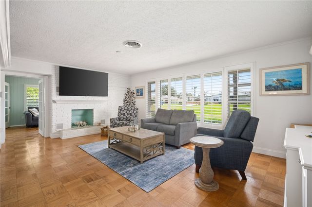 715 Conn Way, Vero Beach, FL 32963