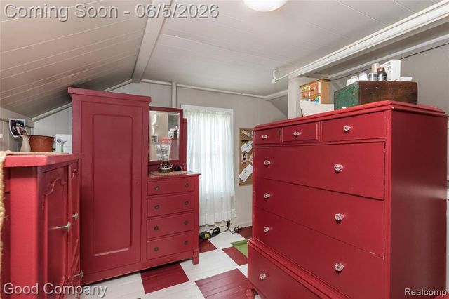 2380 Chestnut Street, Ferndale, MI 48220