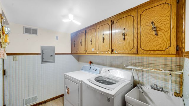 16724 Paxton Avenue 2N, Tinley Park, IL 60477