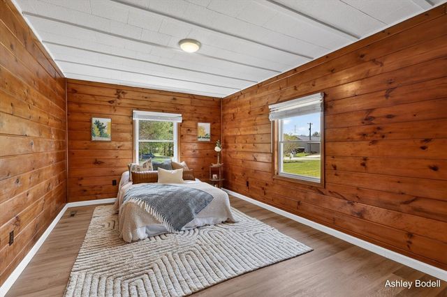 3880 Bell Lake Drive, Ada, MI 49301