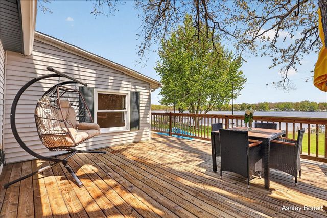 3880 Bell Lake Drive, Ada, MI 49301