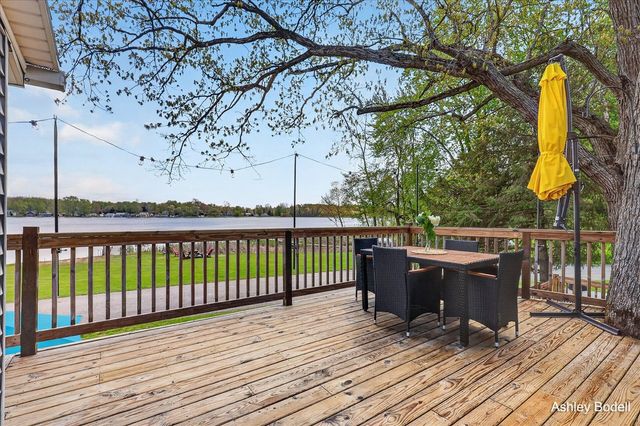 3880 Bell Lake Drive, Ada, MI 49301