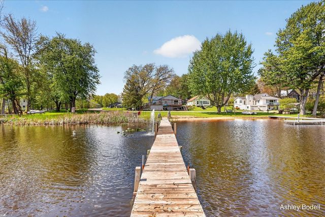 3880 Bell Lake Drive, Ada, MI 49301