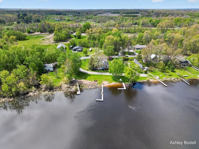 3880 Bell Lake Drive, Ada, MI 49301