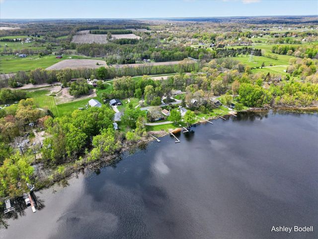 3880 Bell Lake Drive, Ada, MI 49301