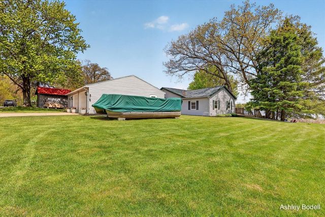 3880 Bell Lake Drive, Ada, MI 49301