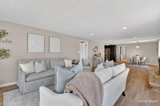 3880 Bell Lake Drive, Ada, MI 49301