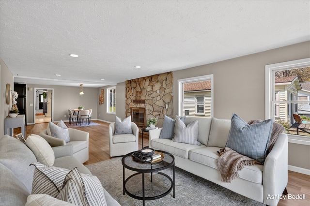 3880 Bell Lake Drive, Ada, MI 49301