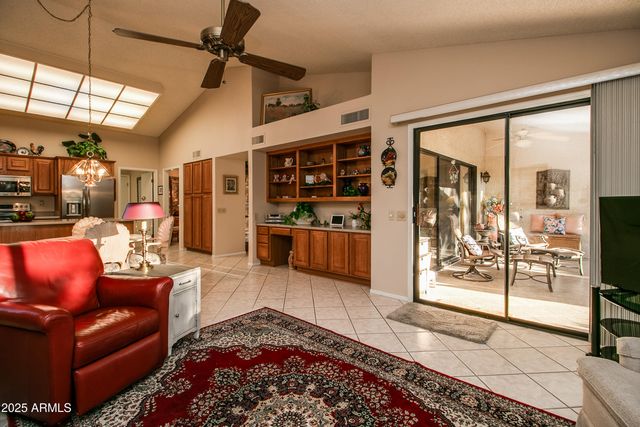 13723 W GREENVIEW Drive, Sun City West, AZ 85375