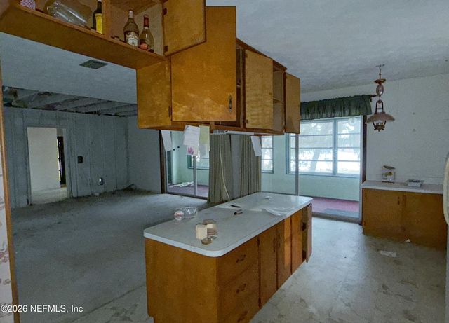 5943 WHITE SANDS Road, Keystone Heights, FL 32656