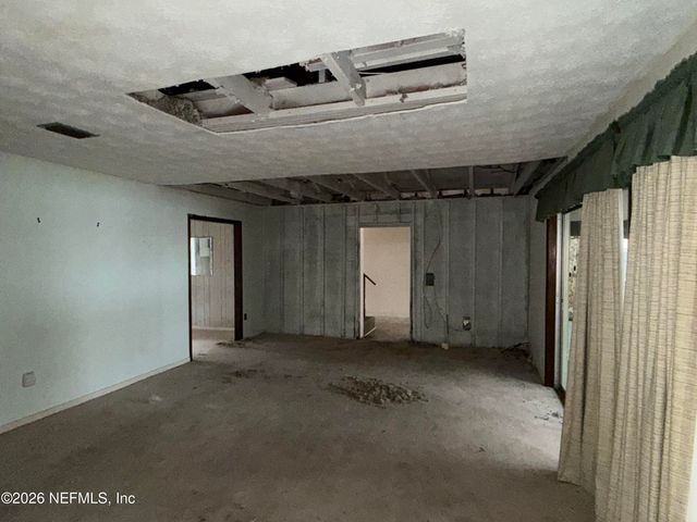 5943 WHITE SANDS Road, Keystone Heights, FL 32656