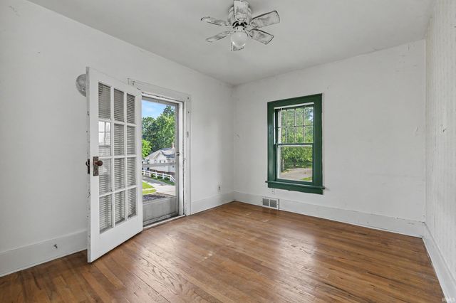 437 Park Avenue, Mishawaka, IN 46545