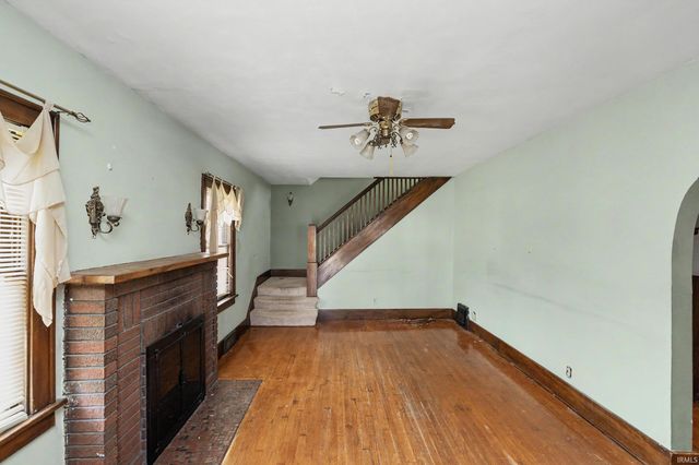 437 Park Avenue, Mishawaka, IN 46545