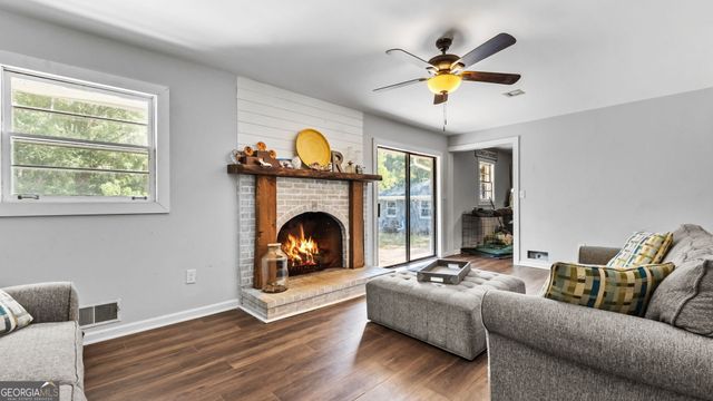 24 Woodcliffe Drive NE, Rome, GA 30161