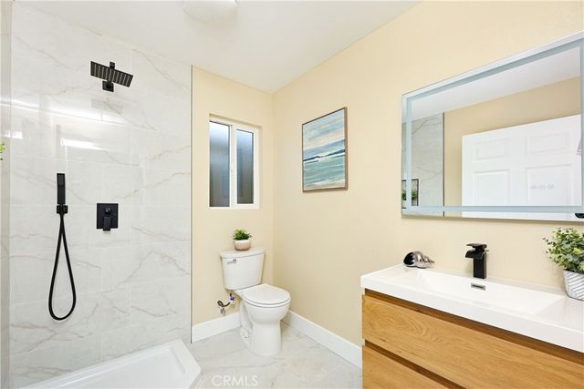 5571 Central Avenue, Riverside, CA 92504